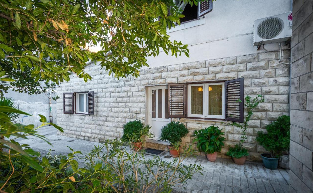 Guesthause Arbor Lägenhet Split Exteriör bild